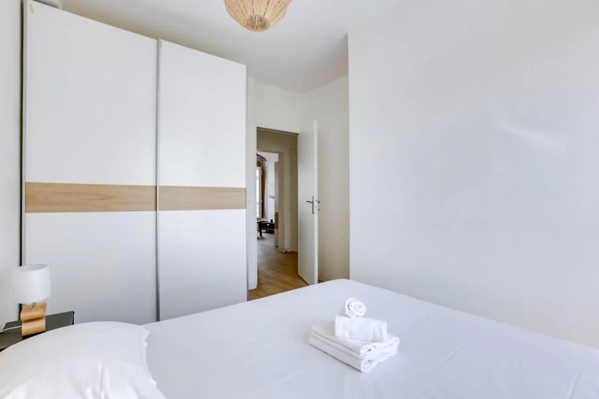 2Br Montmartre & Sacre-Coeur - Cityapartmentstay Paris Apartment