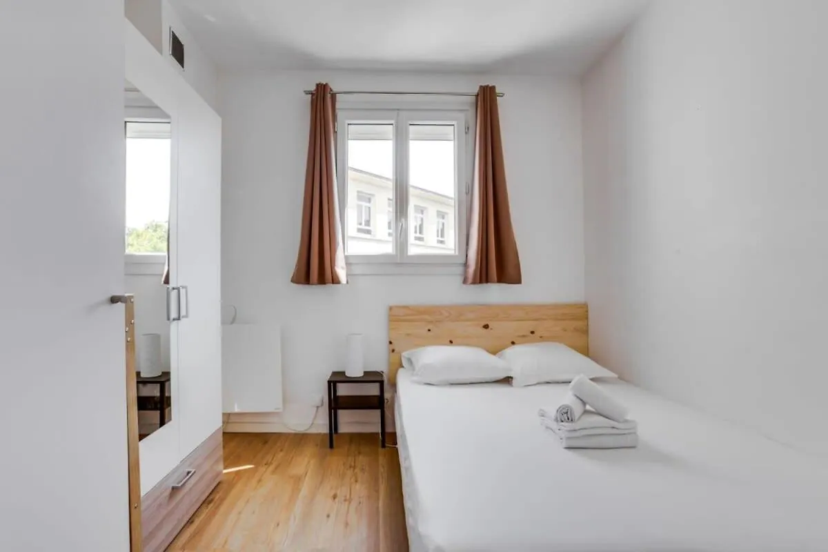 2Br Montmartre & Sacre-Coeur - Cityapartmentstay Paris 0*,