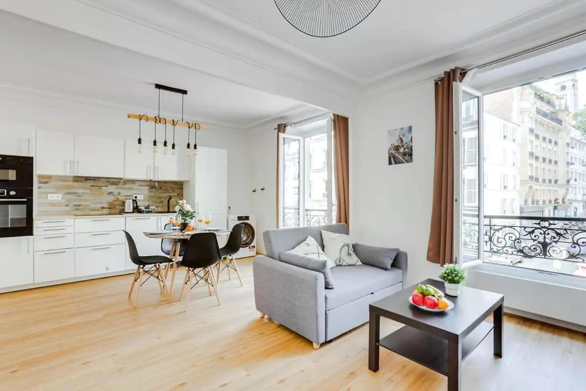 2Br Montmartre & Sacre-Coeur - Cityapartmentstay Paris 0*,